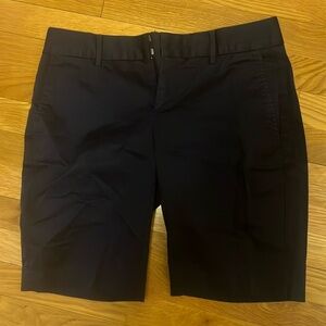 Banana republic Navy walking shorts, Sz 4